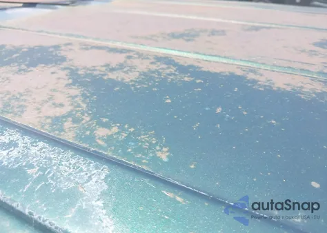 2000 Jeep Cherokee Sport from USA, damaged, VIN 1J4FT48S7YL134491